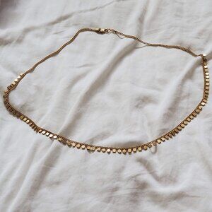 Eye catching Mejuri long geometric necklace